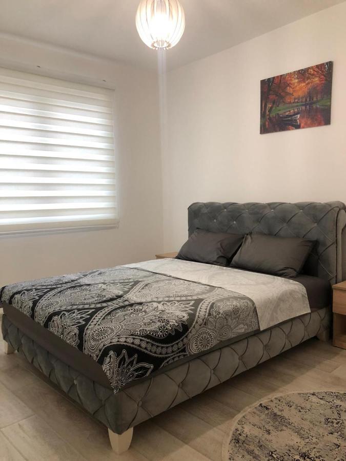 Koca Apartmani Novi Pazar Exteriör bild